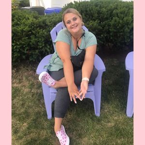Meet your Posher, Michaela